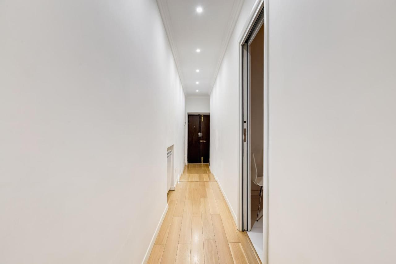 Trevi Fountain Modern Apartment 로마 외부 사진